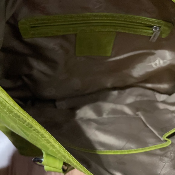 AUSLINI CANADIAN GREEN LEATHER SHOULDER BAG - Picture 4 of 7